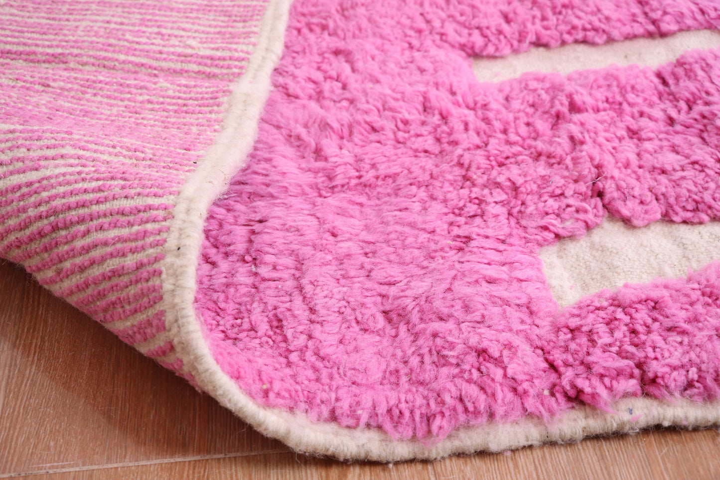 Gorgeous Moroccan Runner Rug - berber Colorful Runner Rug - Authentic Moroccan Pink rug -Berber Runner Carpet - Authentic boujaad runner rug