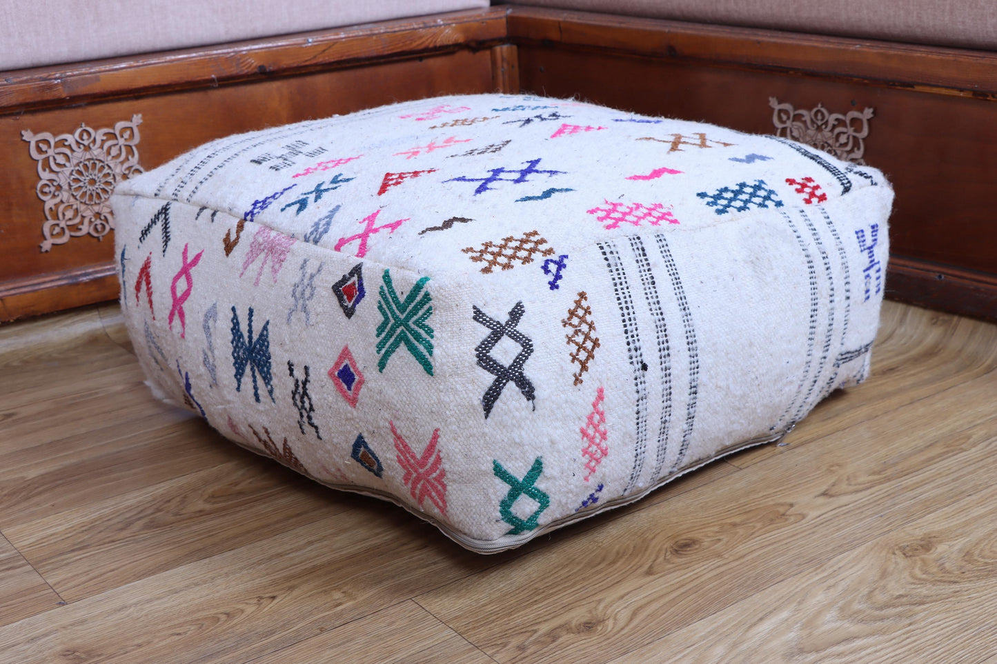 Moroccan Kilim Pouf, Floor Pouf, Vintage Moroccan Ottoman, Beni Ourain Square Pouf, Yoga Meditation Cushion, Outdoor Kilim Pillows